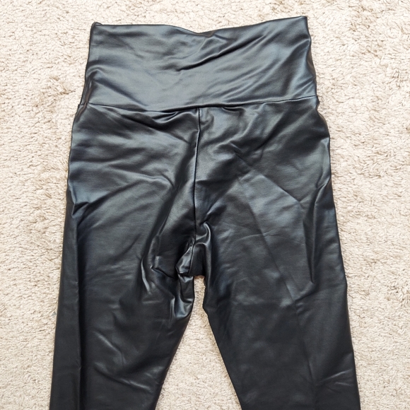NWT Faux leather high waist tummy control leggings - Picture 8 of 8